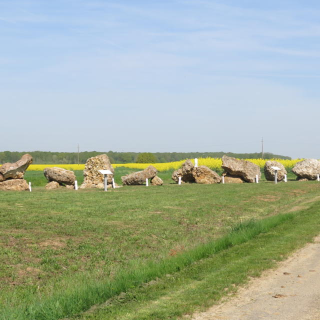 Perrons à Fréteval, Lisle, Morée, Rahart, Saint-Hilaire-la-Gravelle et Rahart