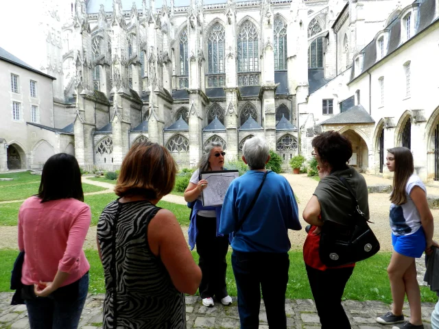 Visite guidée de Vendôme- La Trinité & ses secrets