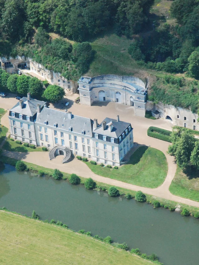 Château De Rochambeau