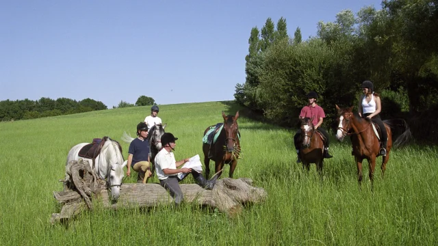 Balade à cheval dans le PNR Perche