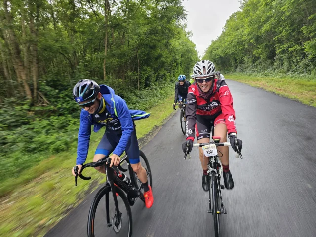 Cyclistes sur la route